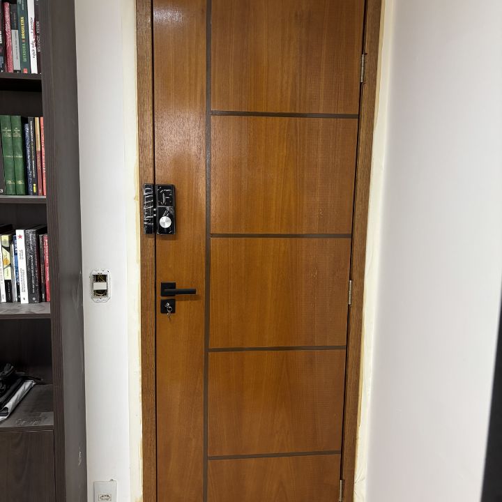Instalador de porta e fechadura digital em goiania e região metropolitana