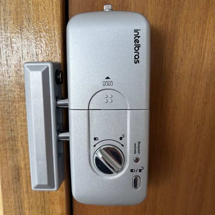 Instalador de porta e fechadura digital em goiania e região metropolitana